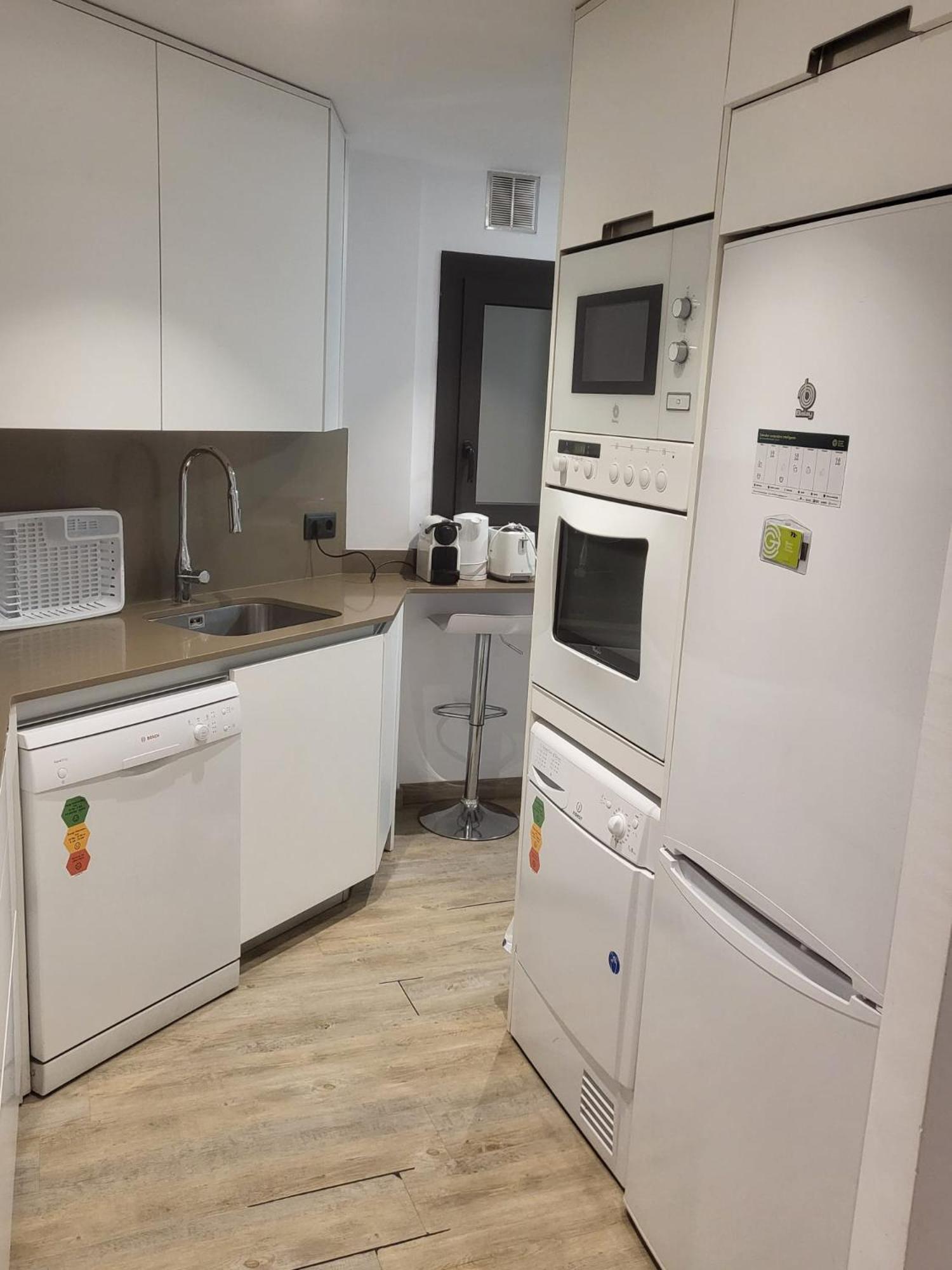 Turistic Girona - Piso De 1, 2 O 3 Habitaciones ภายนอก รูปภาพ