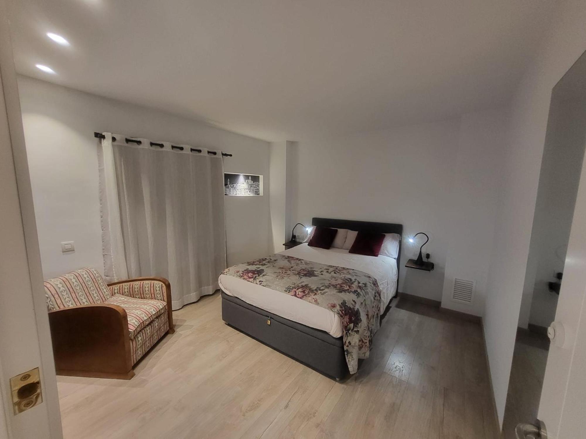 Turistic Girona - Piso De 1, 2 O 3 Habitaciones ภายนอก รูปภาพ