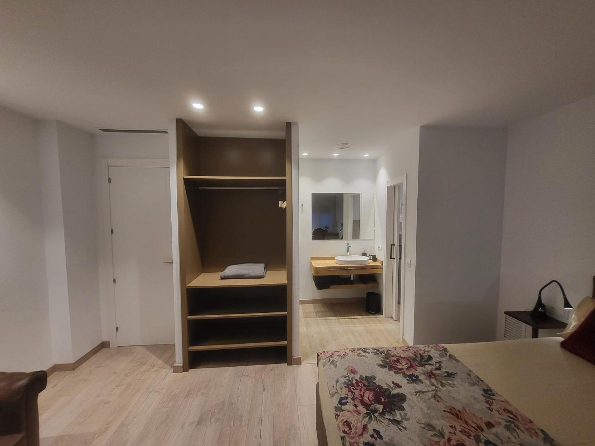 Turistic Girona - Piso De 1, 2 O 3 Habitaciones ภายนอก รูปภาพ
