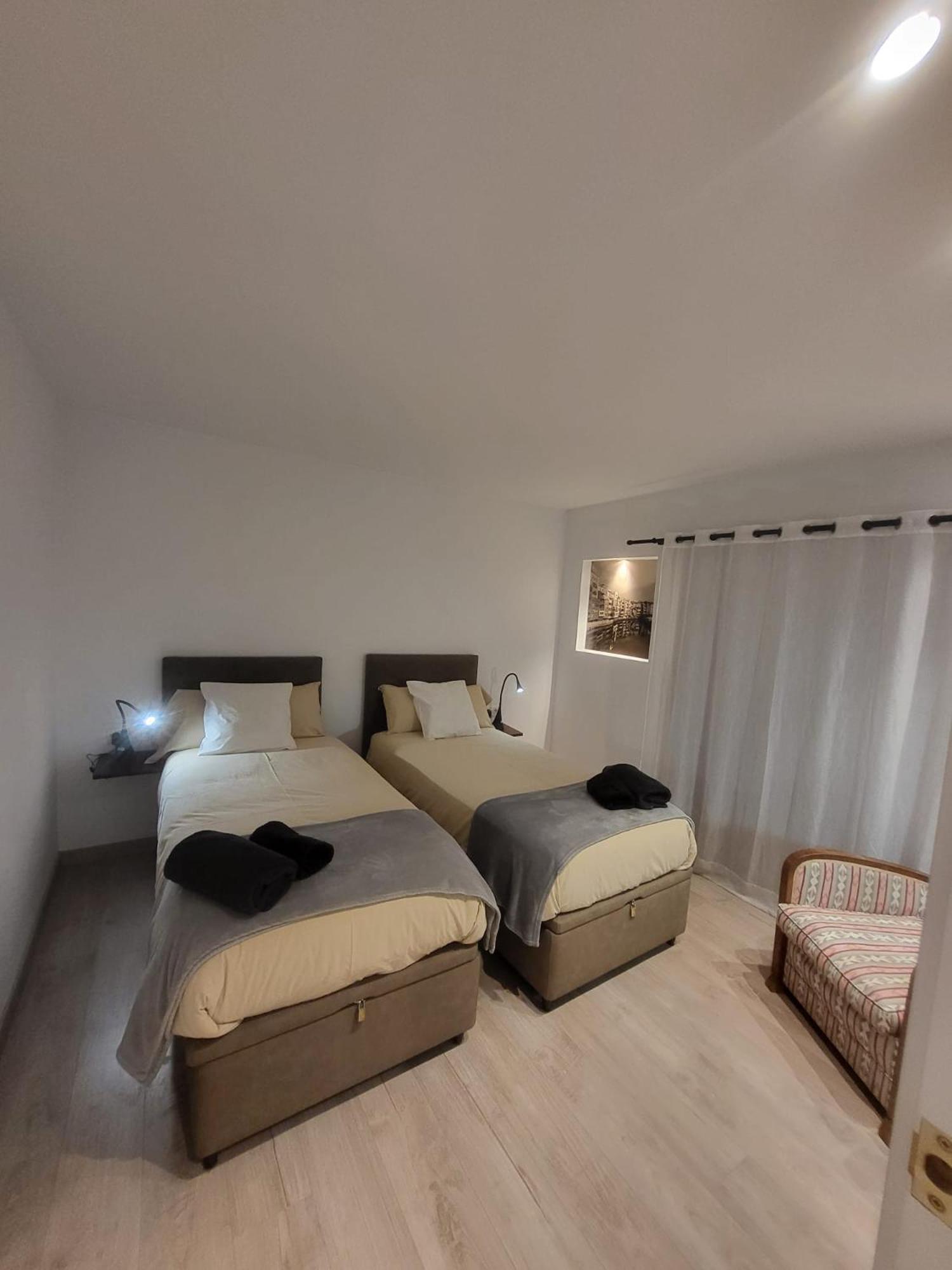 Turistic Girona - Piso De 1, 2 O 3 Habitaciones ภายนอก รูปภาพ