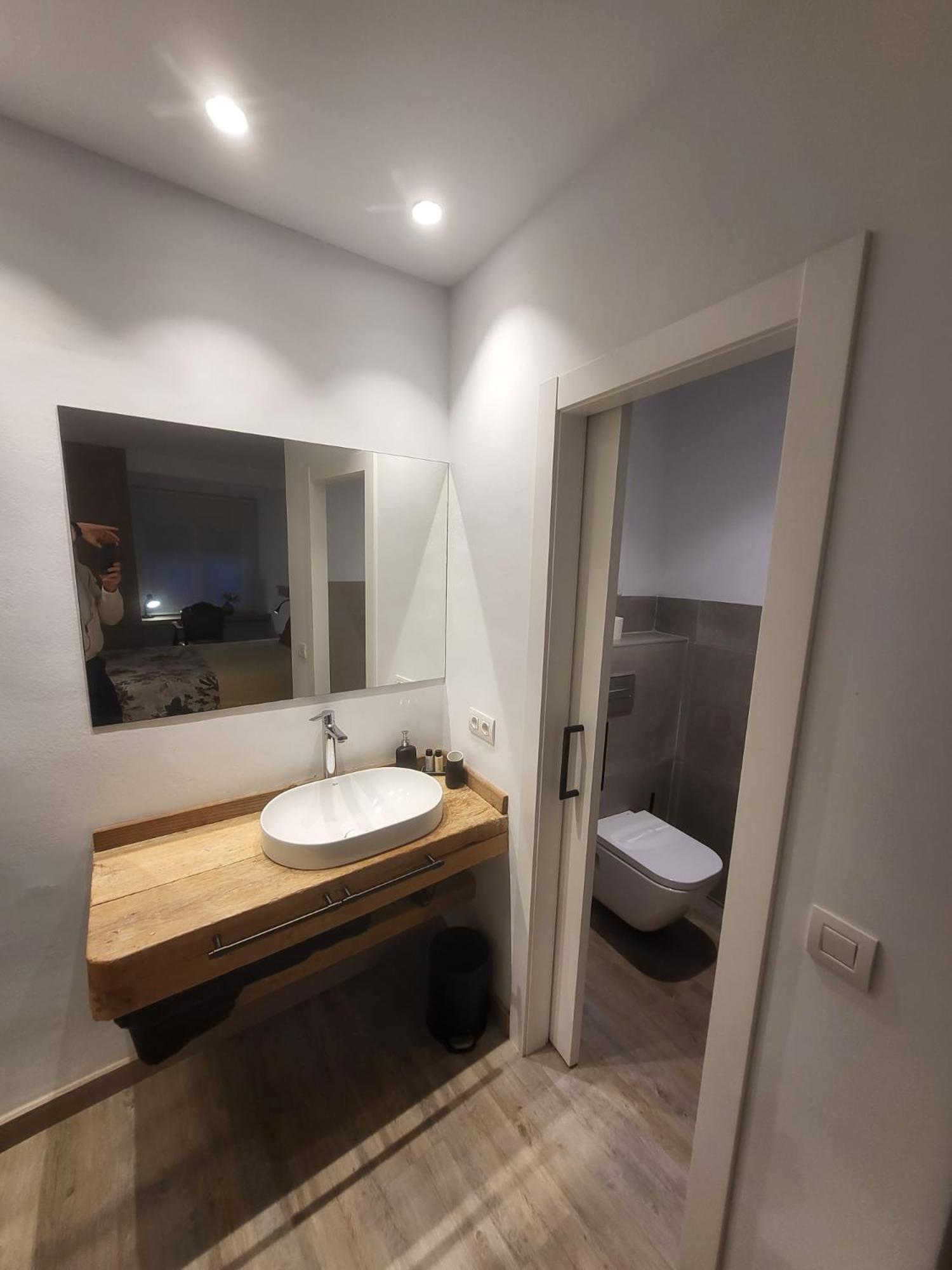 Turistic Girona - Piso De 1, 2 O 3 Habitaciones ภายนอก รูปภาพ