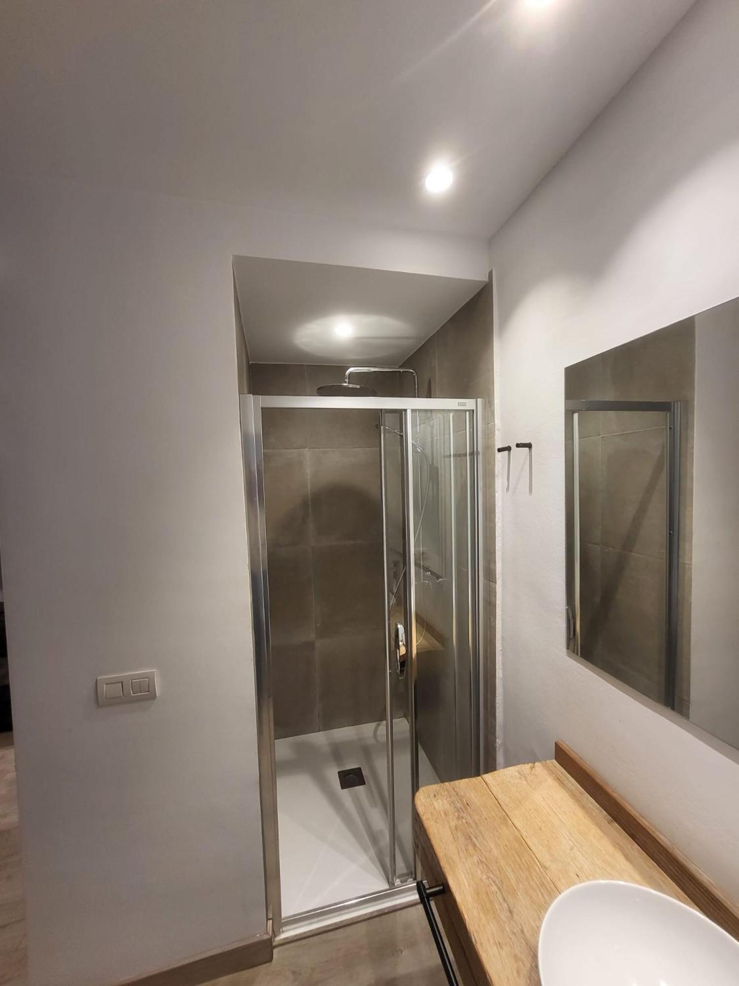 Turistic Girona - Piso De 1, 2 O 3 Habitaciones ภายนอก รูปภาพ