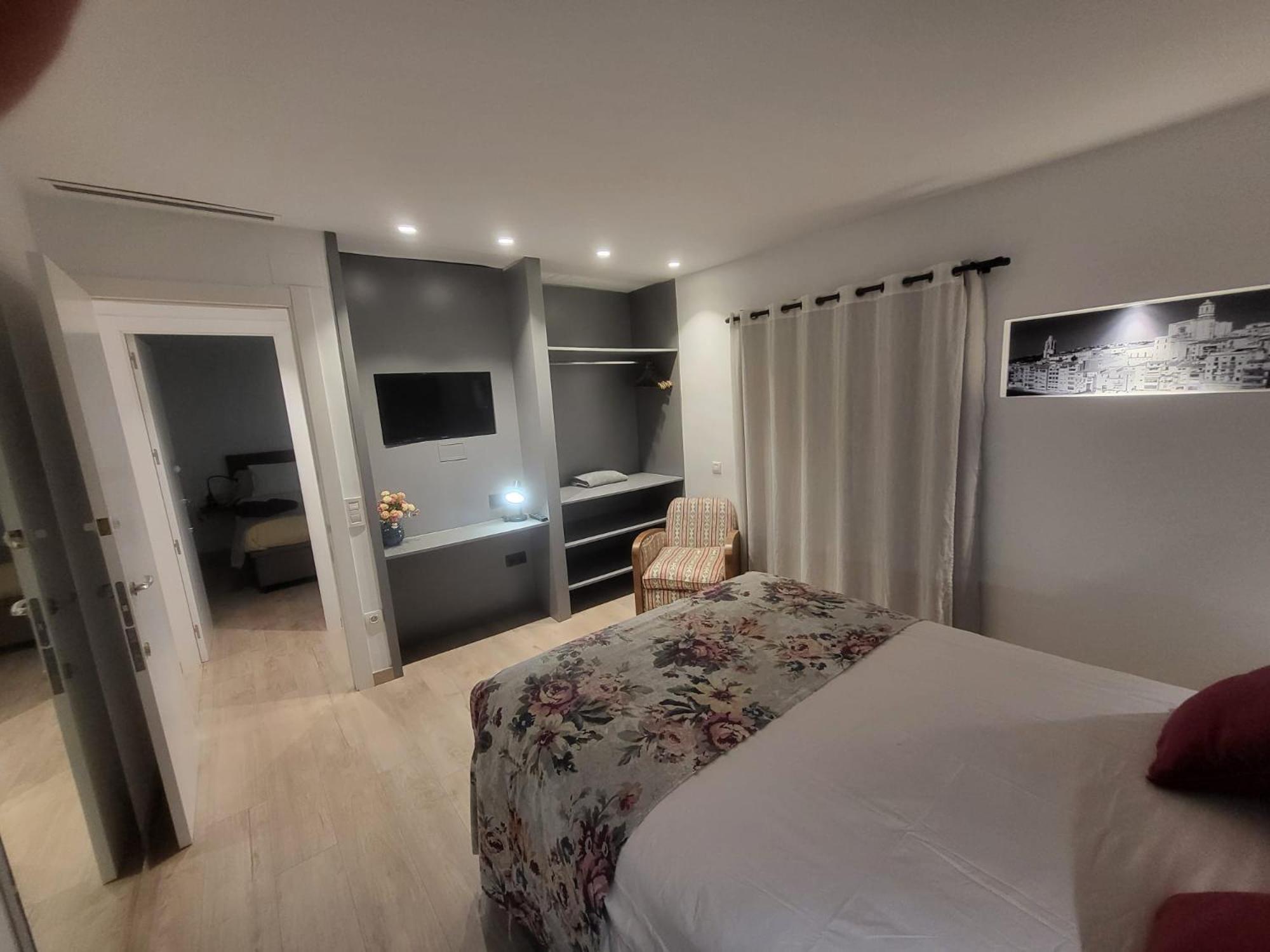 Turistic Girona - Piso De 1, 2 O 3 Habitaciones ภายนอก รูปภาพ